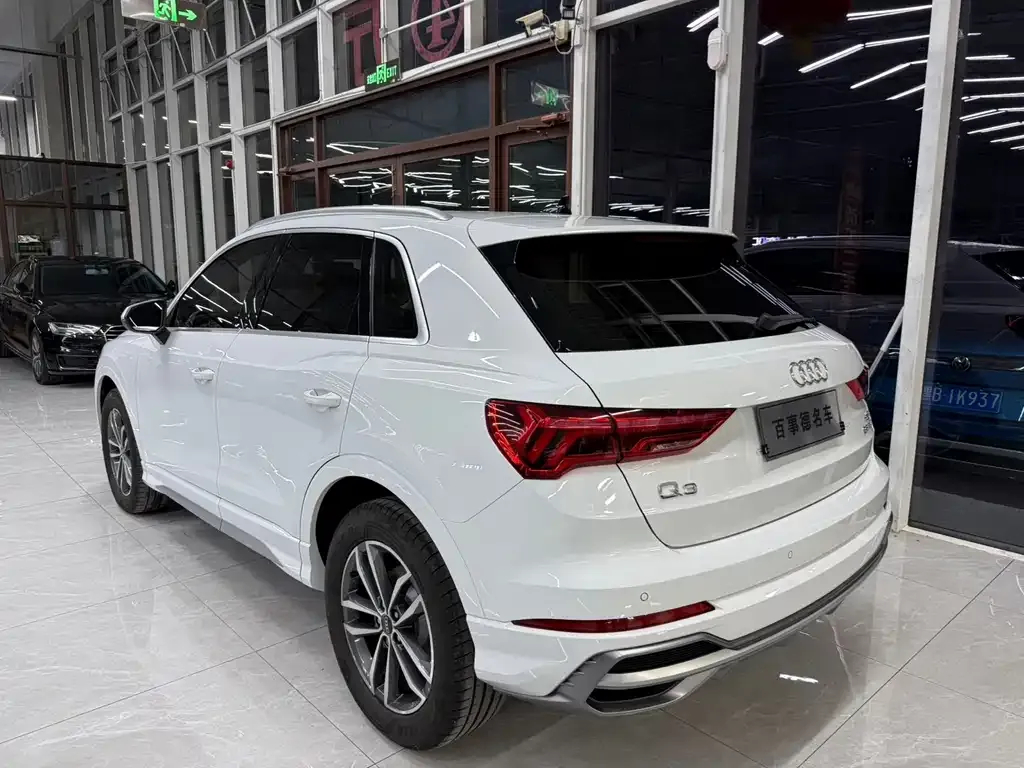 Audi Q3 2021 из CN, фото 4