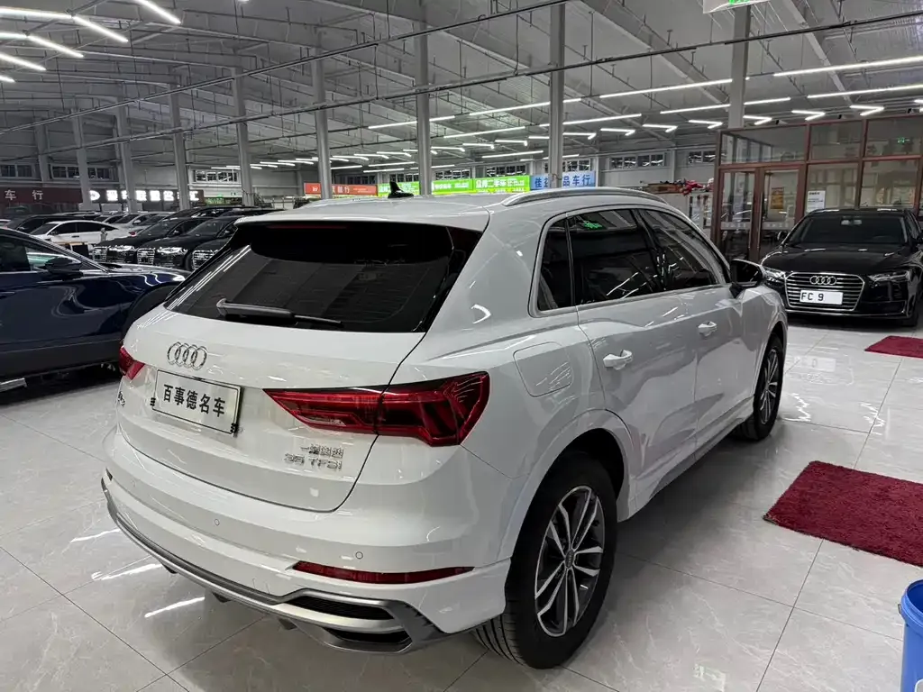 Audi Q3 2021 из CN, фото 5