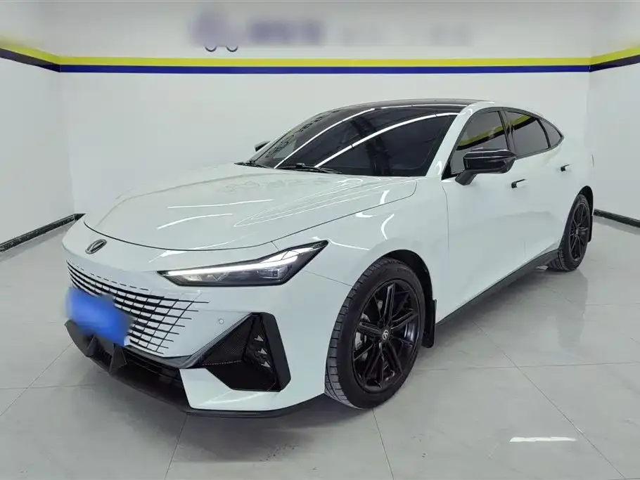 Changan UNI-V 2024 из CN, фото 2