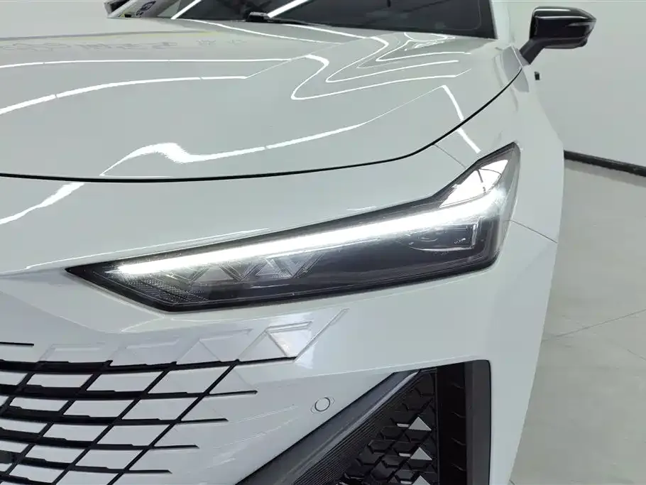 Changan UNI-V 2024 из CN, фото 5