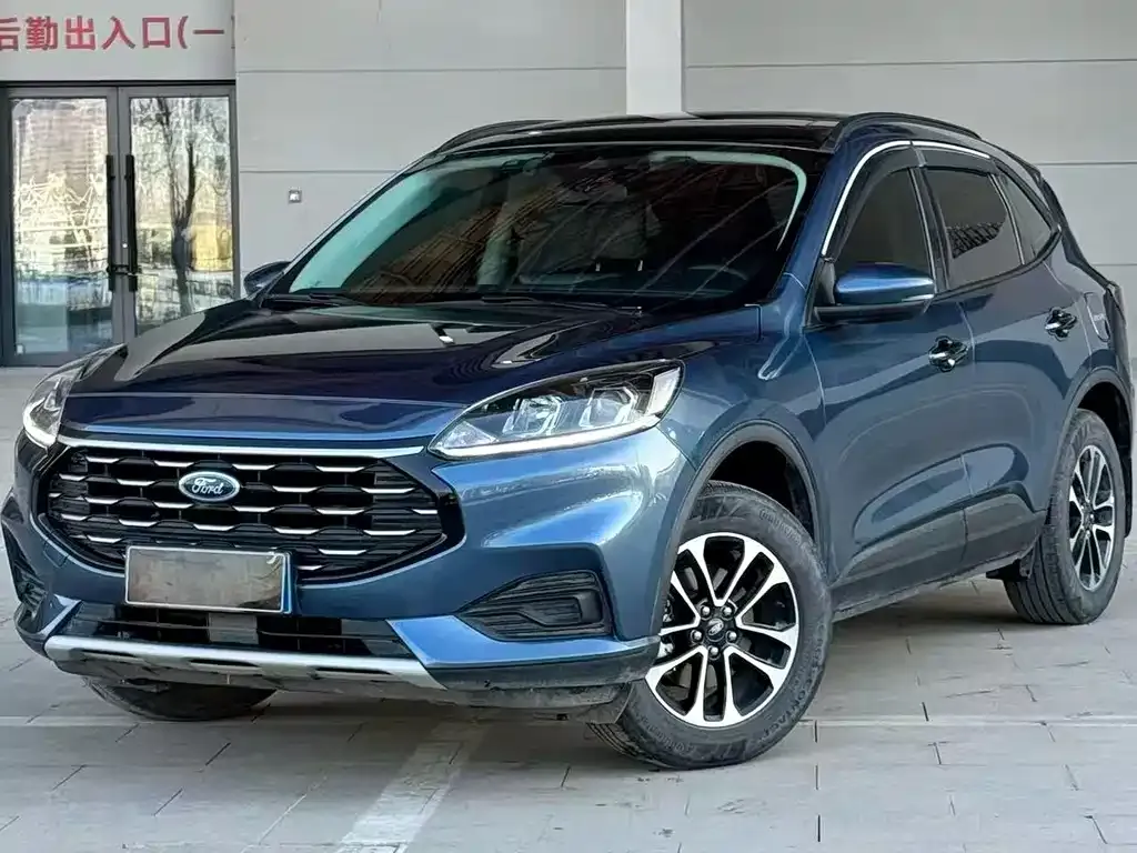 Ford Escape 2021 из CN, фото 1