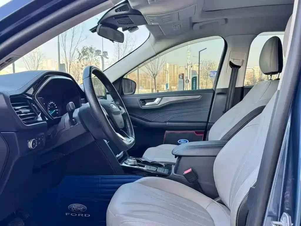 Ford Escape 2021 из CN, фото 7
