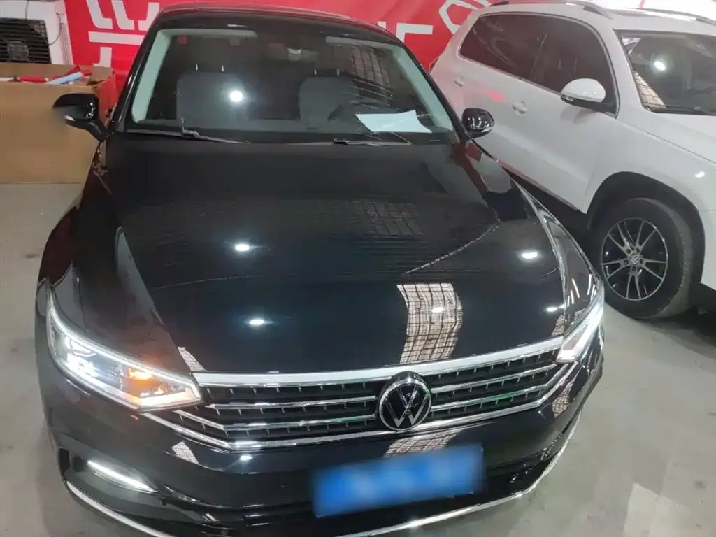 Volkswagen Magotan 2023 из CN, фото 2