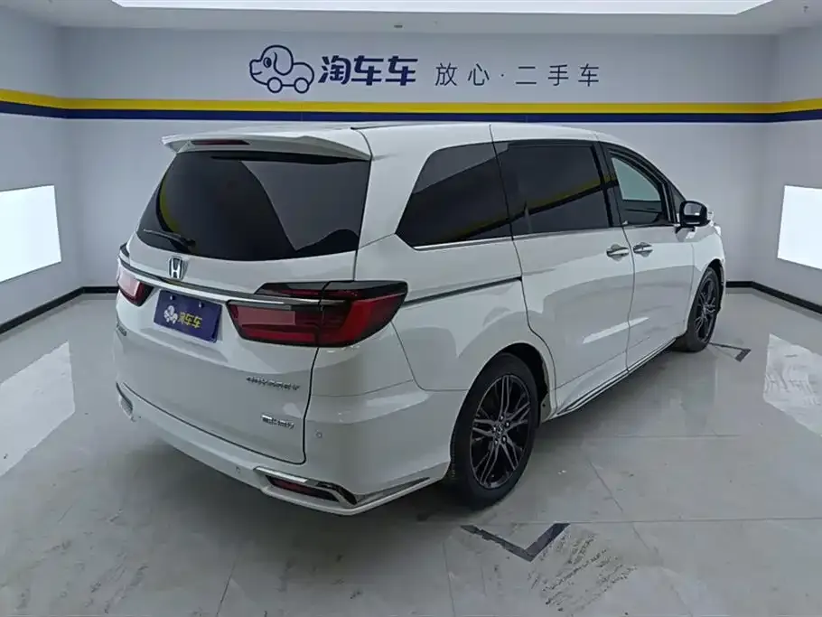 Honda Odyssey 2023 из CN, фото 3