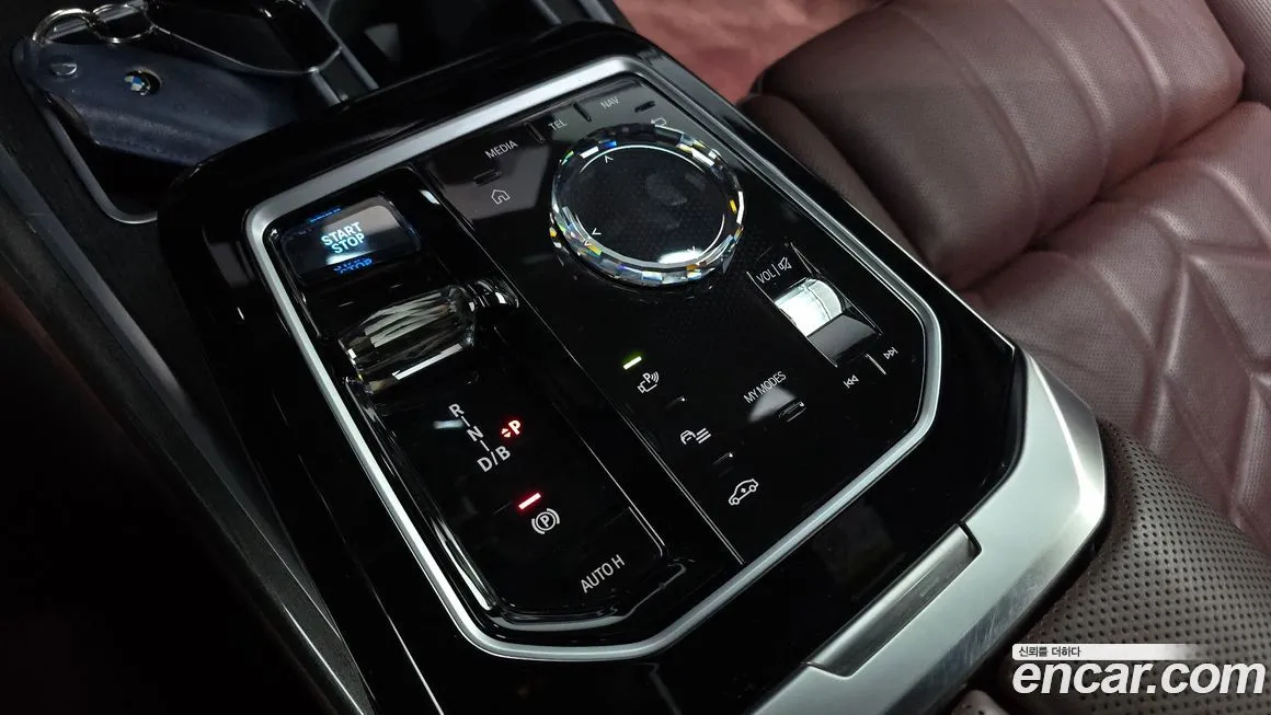 BMW i7 2023 из KR, фото 7