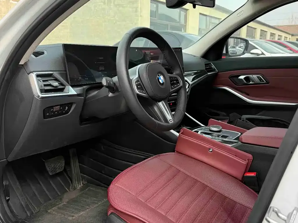 BMW 3 Series 2023 из CN, фото 5