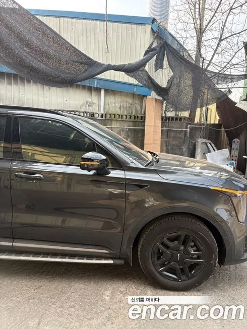 Kia Sorento — фото 8