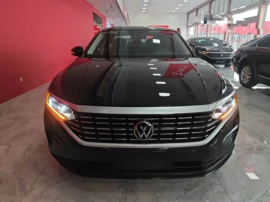 Volkswagen Passat 2023 из CN, фото 4