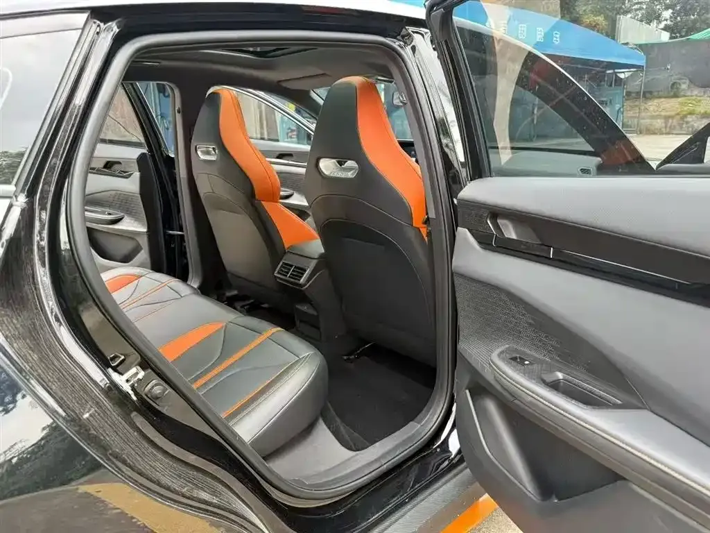 Changan UNI-V 2024 из CN, фото 4