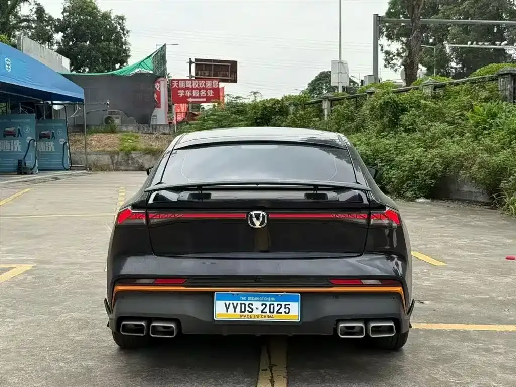 Changan UNI-V 2024 из CN, фото 6