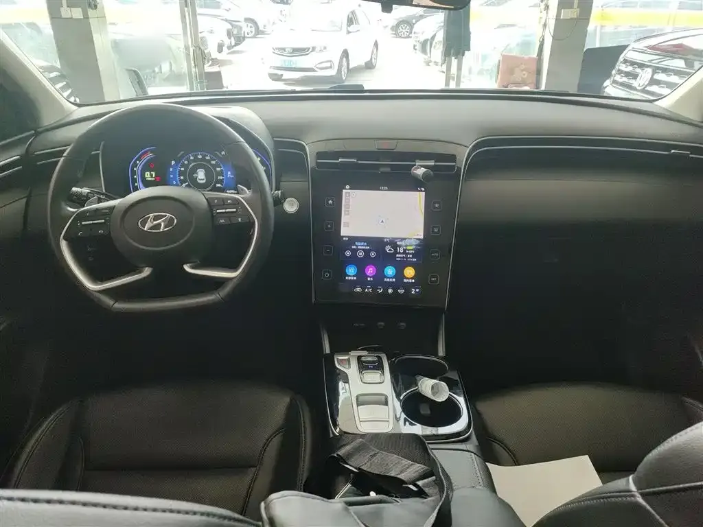 Hyundai Tucson 2023 из CN, фото 10