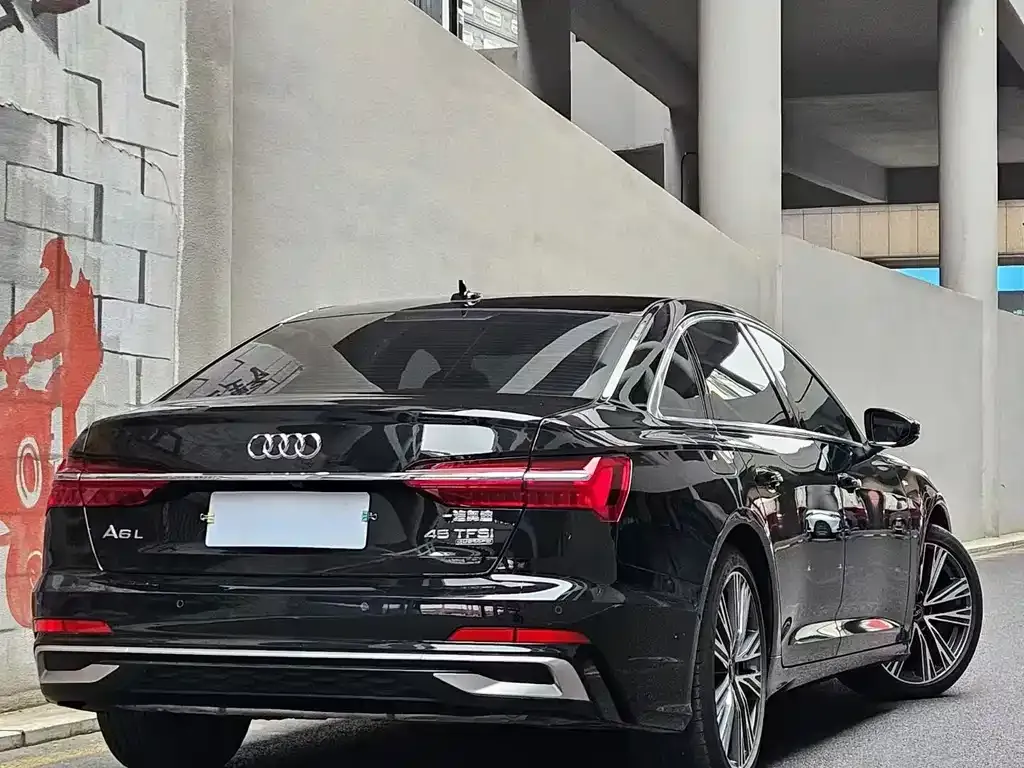Audi A6L 2024 из CN, фото 4