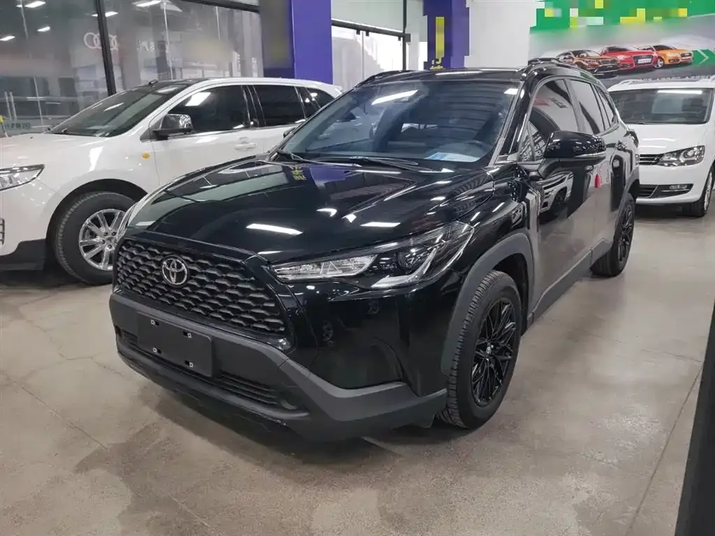 Toyota Corolla Cross 2022 из CN, фото 1