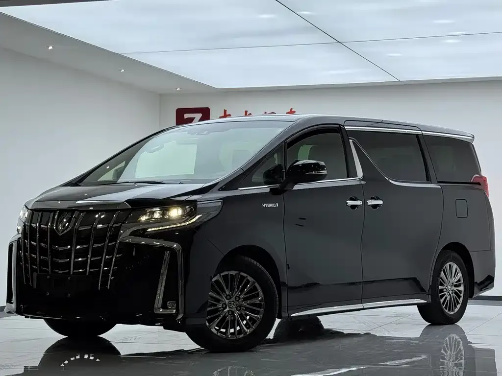 Toyota Alphard 2022 из CN, фото 1