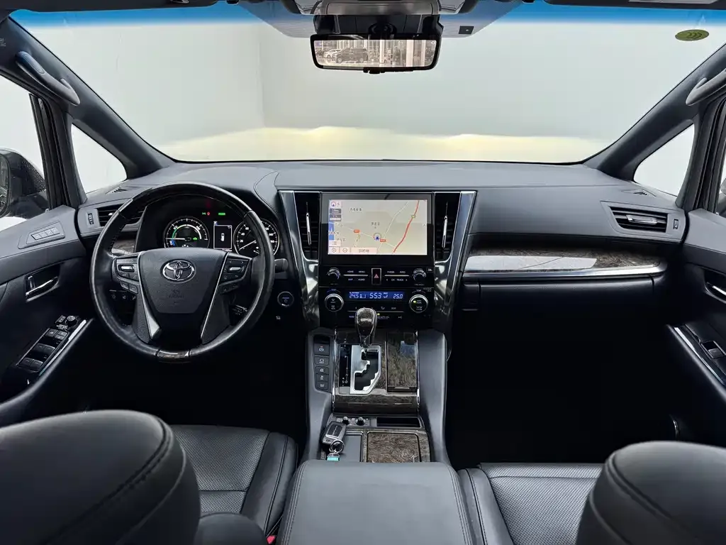 Toyota Alphard 2022 из CN, фото 9