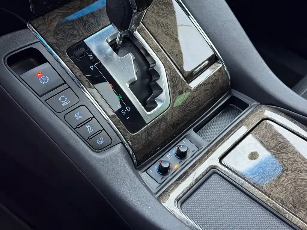 Toyota Alphard 2022 из CN, фото 8