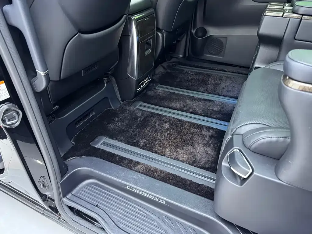 Toyota Alphard 2022 из CN, фото 7