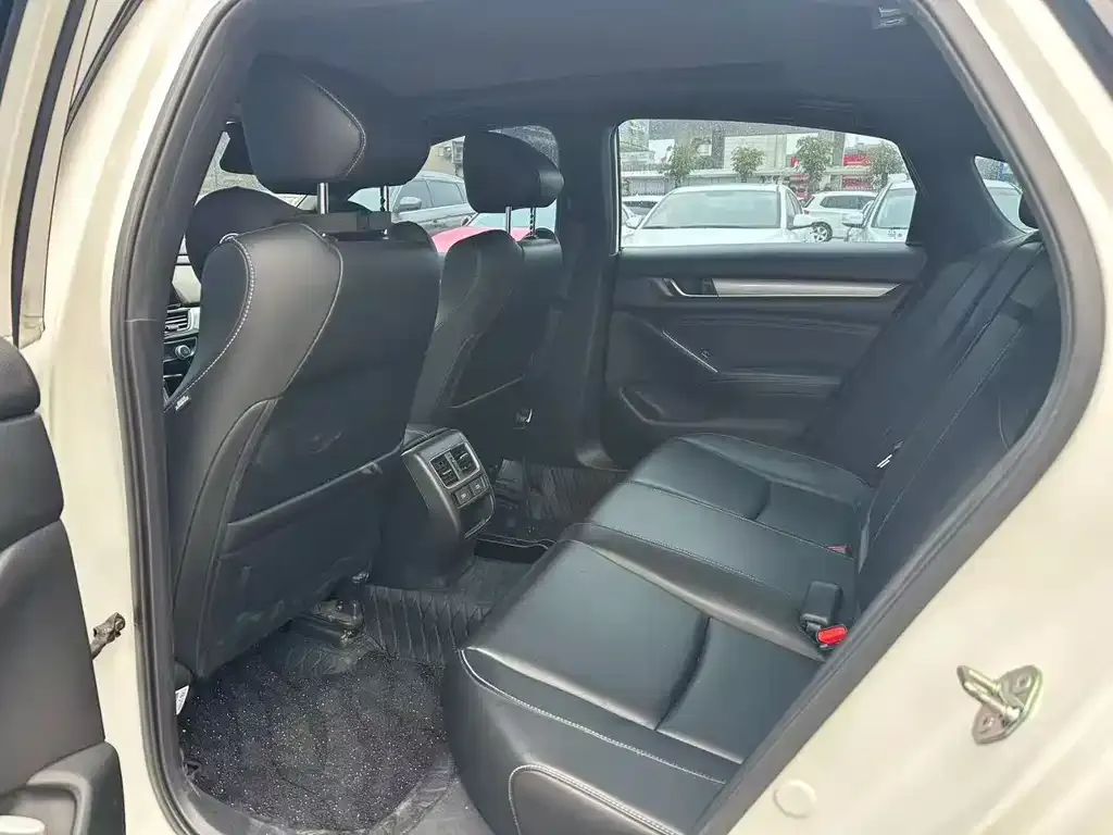 Honda Inspire 2022 из CN, фото 3