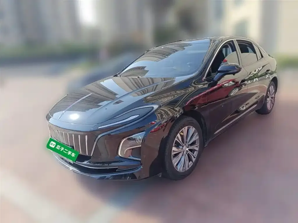 Hongqi E-QM5 2023 из CN, фото 2