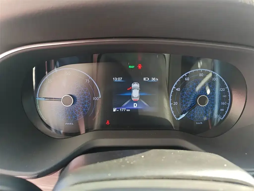 Hongqi E-QM5 2023 из CN, фото 4