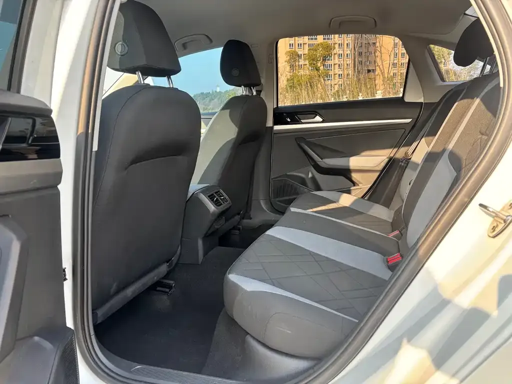 Volkswagen Lavida 2024 из CN, фото 4