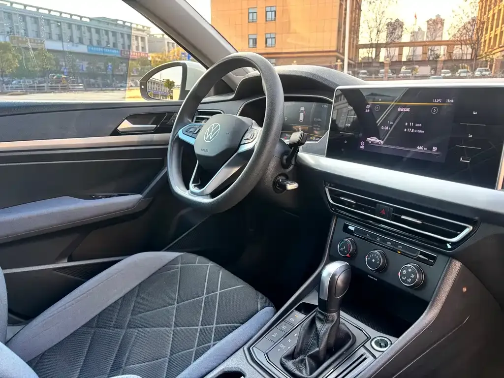 Volkswagen Lavida 2024 из CN, фото 8