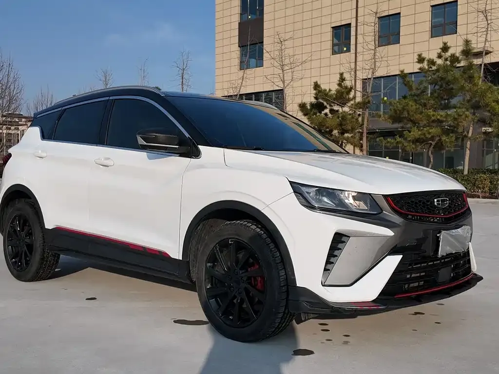 Geely Binyue 2022 из CN, фото 2