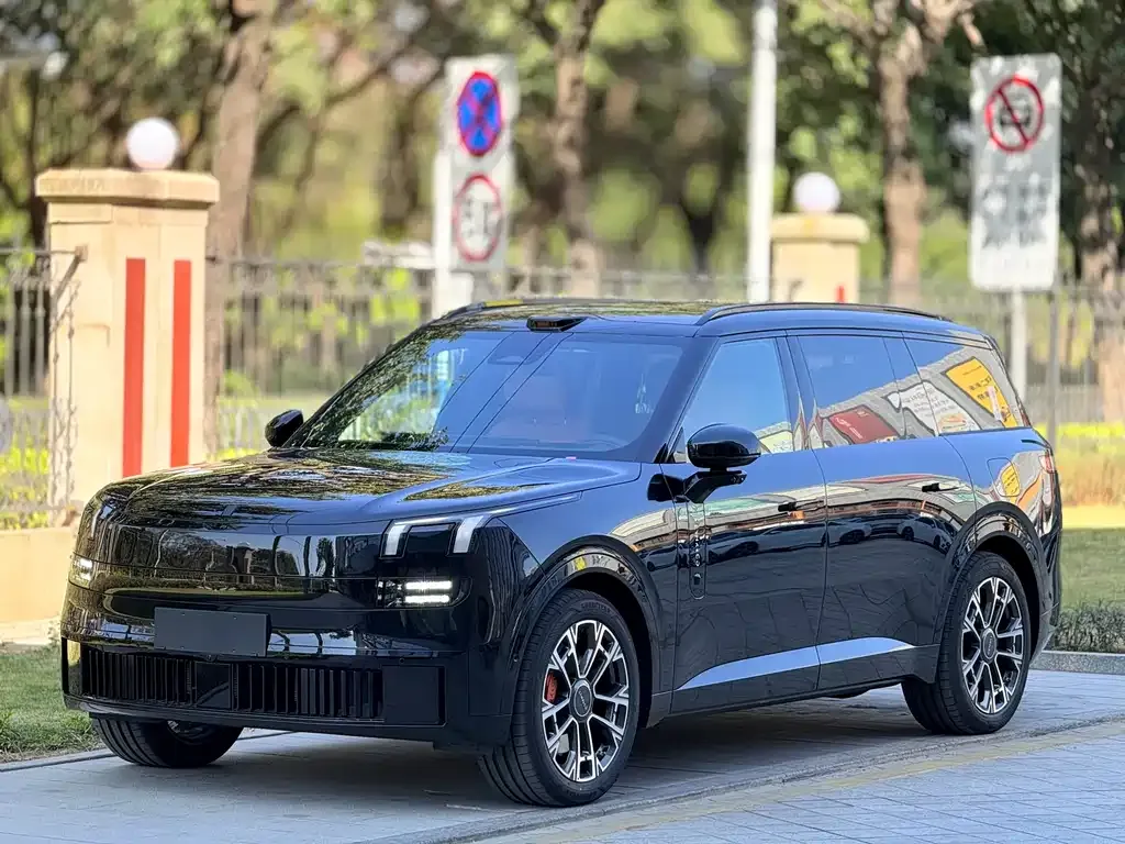 Lynk & Co 900 2026 из CN, фото 1