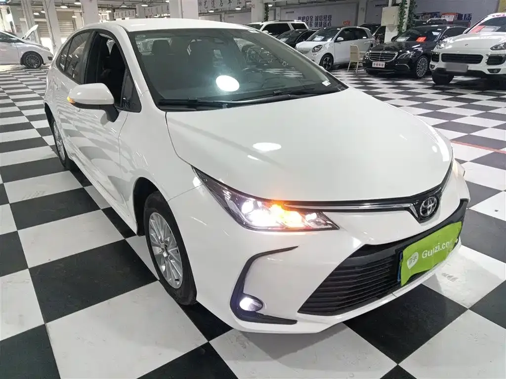 Toyota Corolla 2024 из CN, фото 5