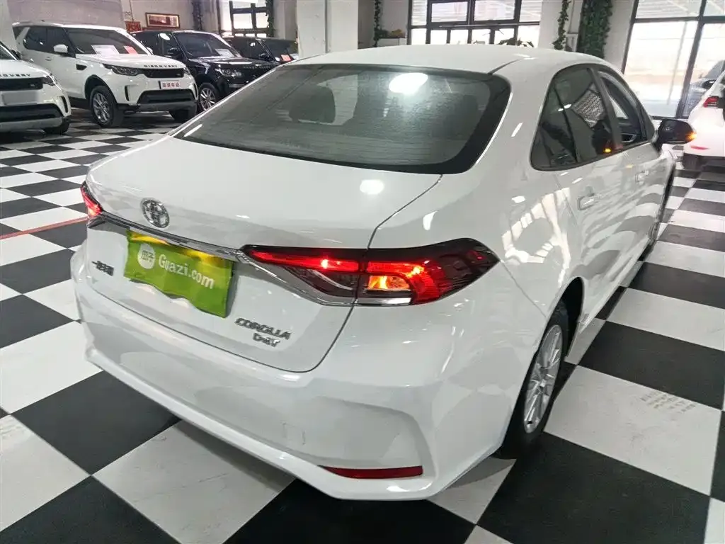 Toyota Corolla 2024 из CN, фото 10