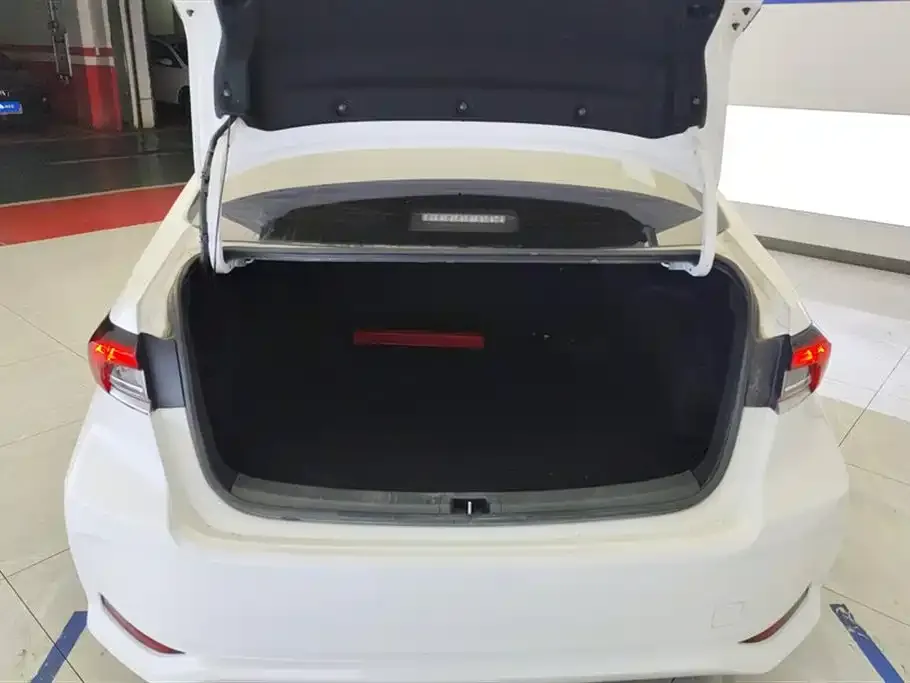 Toyota Corolla 2022 из CN, фото 8