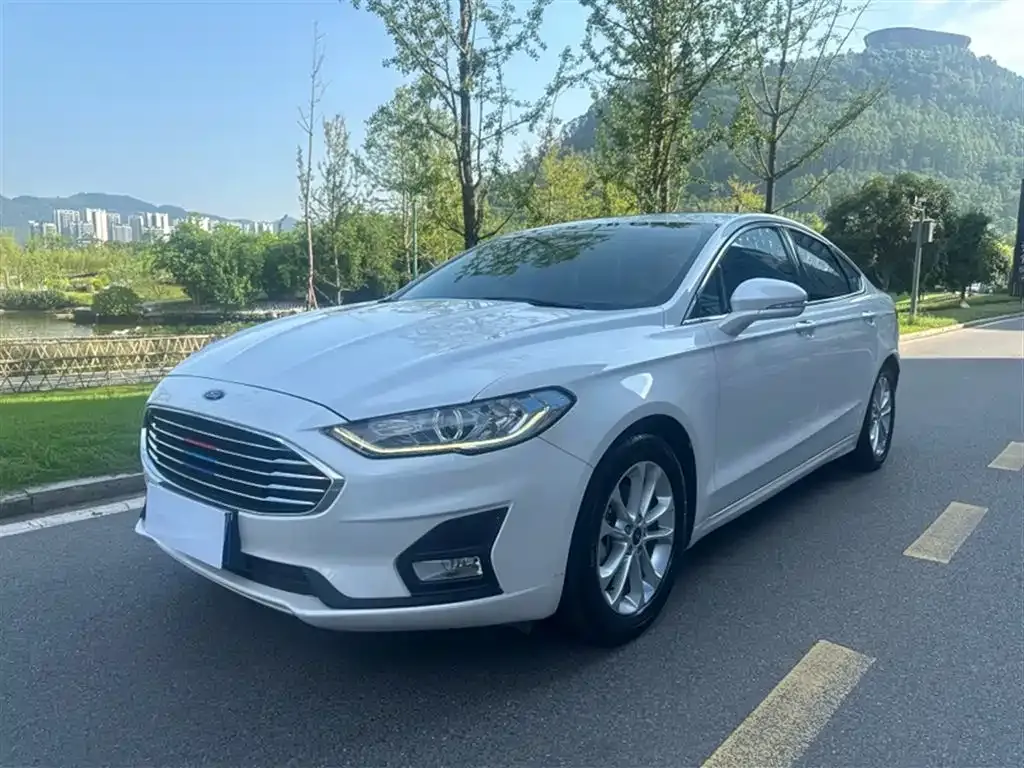 Ford Mondeo 2022 из CN, фото 2