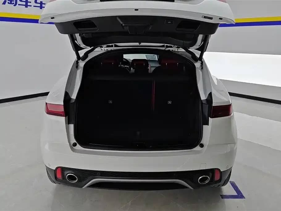 Jaguar E-PACE 2024 из CN, фото 3