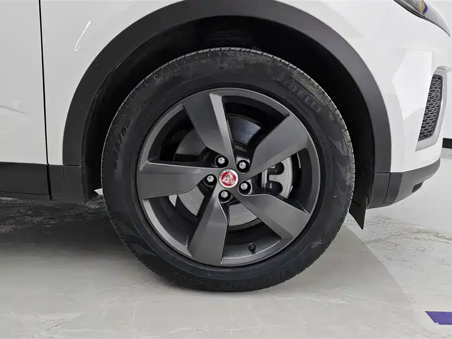 Jaguar E-PACE 2024 из CN, фото 2