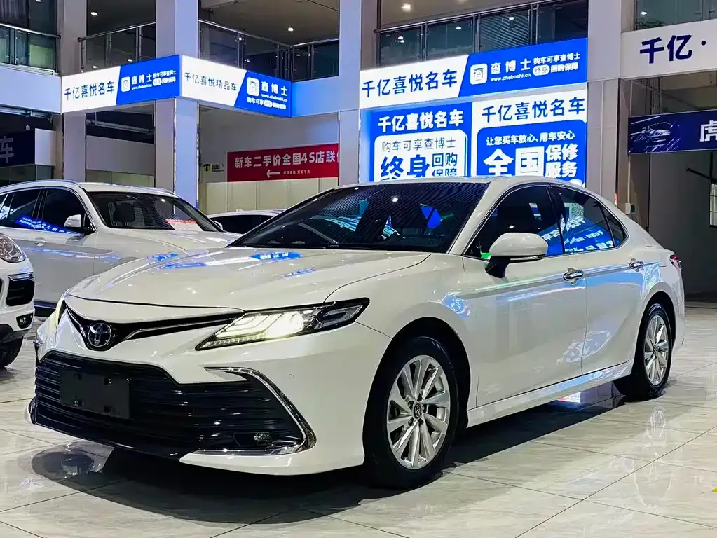 Toyota Camry 2022 из CN, фото 1