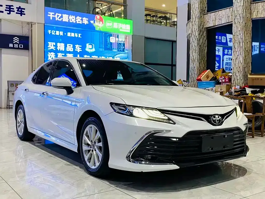 Toyota Camry 2022 из CN, фото 10