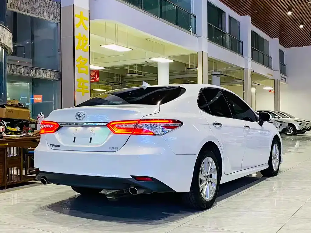 Toyota Camry 2022 из CN, фото 7