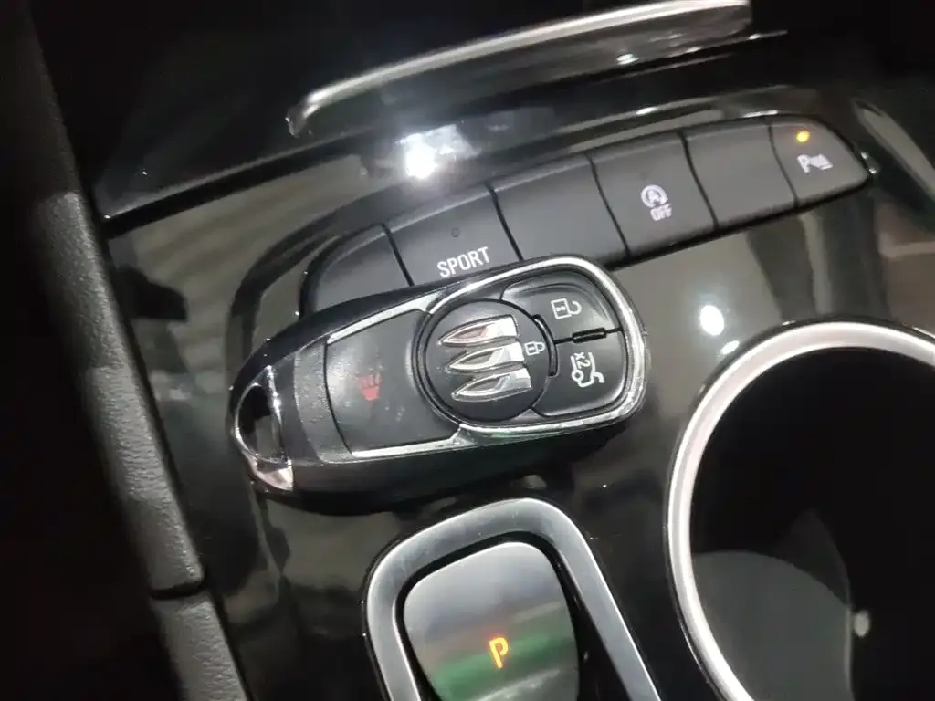 Buick Regal 2023 из CN, фото 9