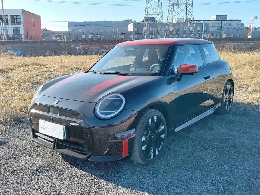MINI JCW Electric