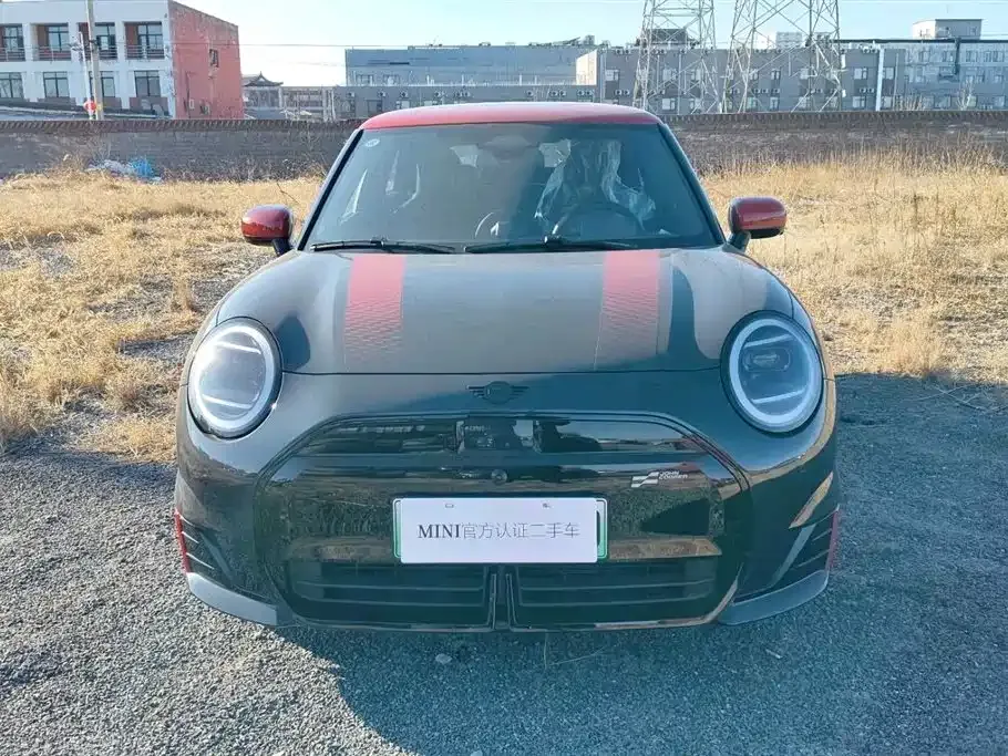MINI JCW Electric 2025 из CN, фото 10
