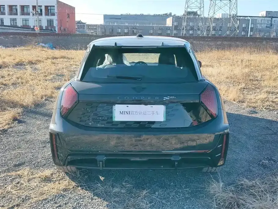MINI JCW Electric 2025 из CN, фото 5