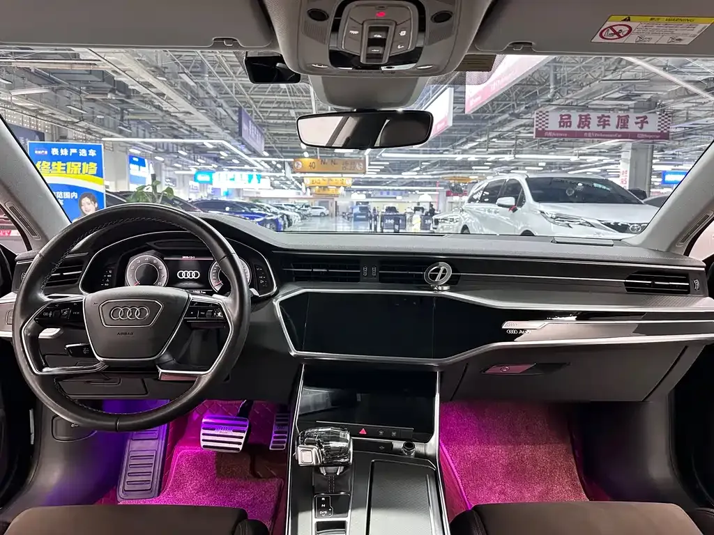 Audi A7L 2023 из CN, фото 8