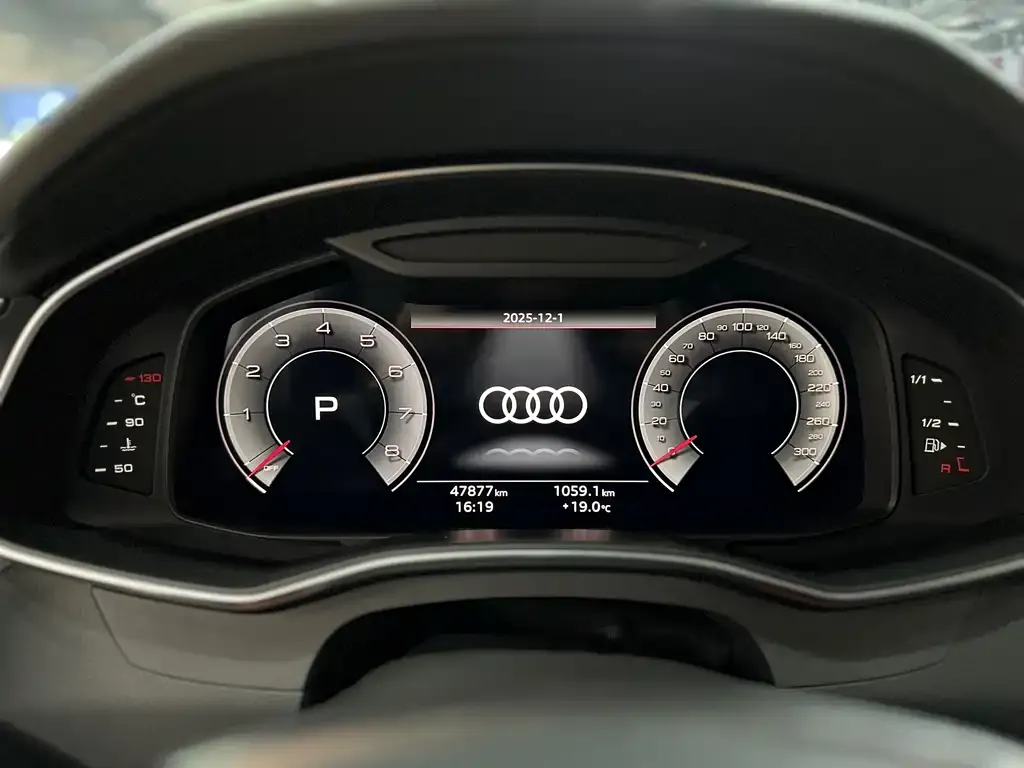 Audi A7L 2023 из CN, фото 4