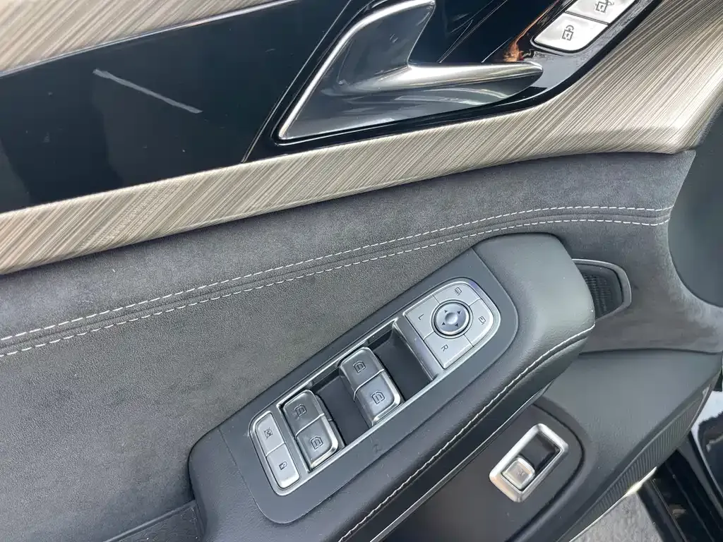 Hongqi H9 2022 из CN, фото 10
