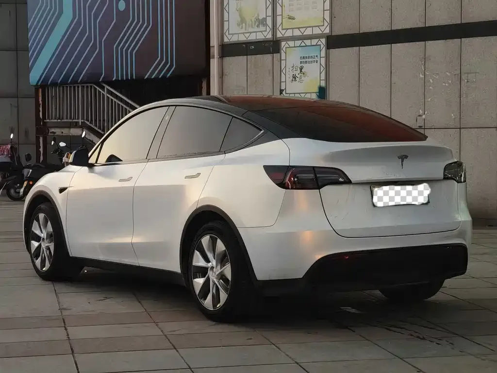 Tesla Model Y 2022 из CN, фото 10