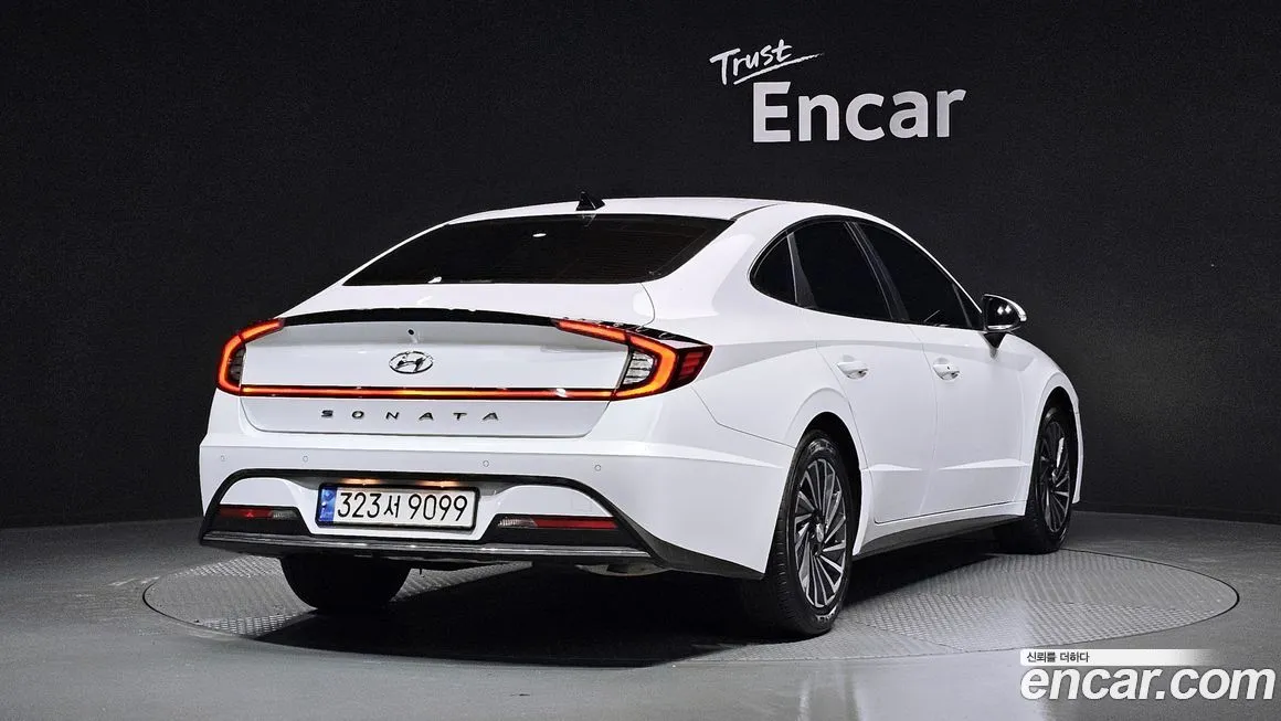 Hyundai Sonata — фото 3