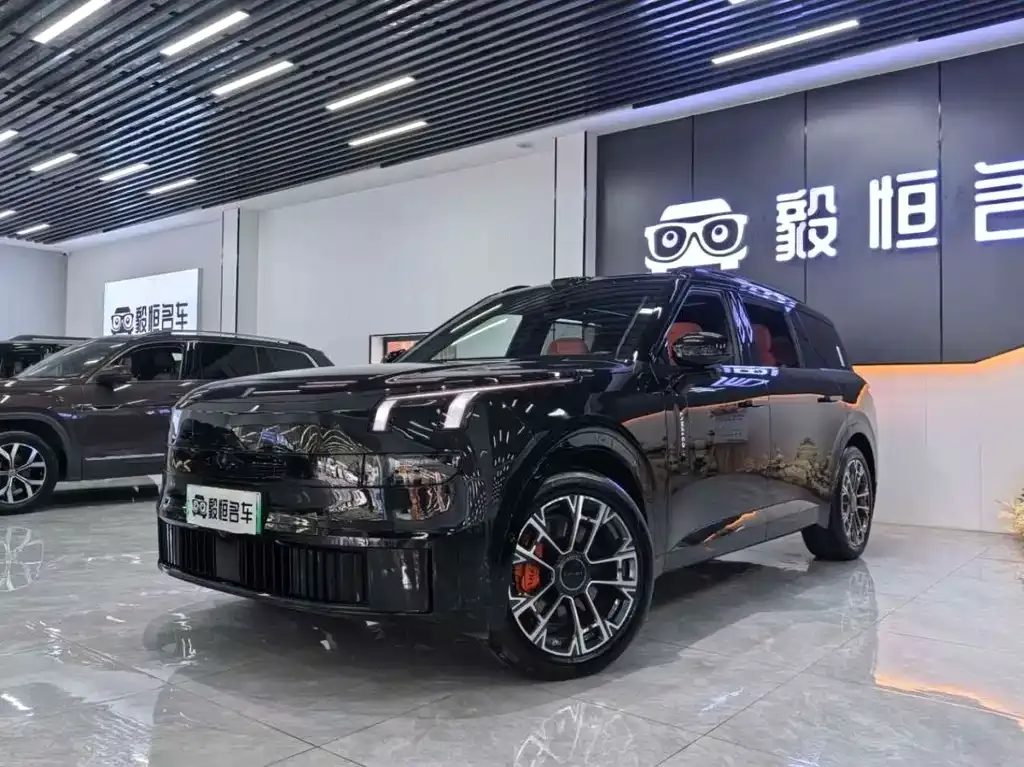 Lynk & Co 900 2025 из CN, фото 1