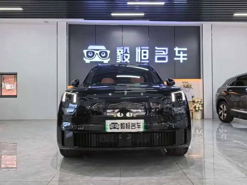 Lynk & Co 900 2025 из CN, фото 8