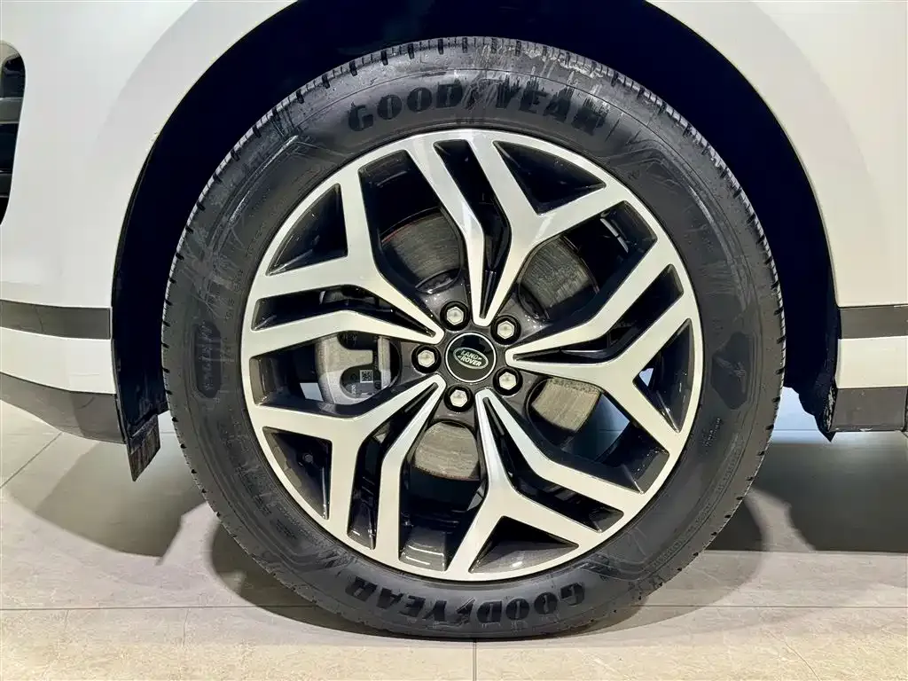 Land Rover Evoque 2024 из CN, фото 10