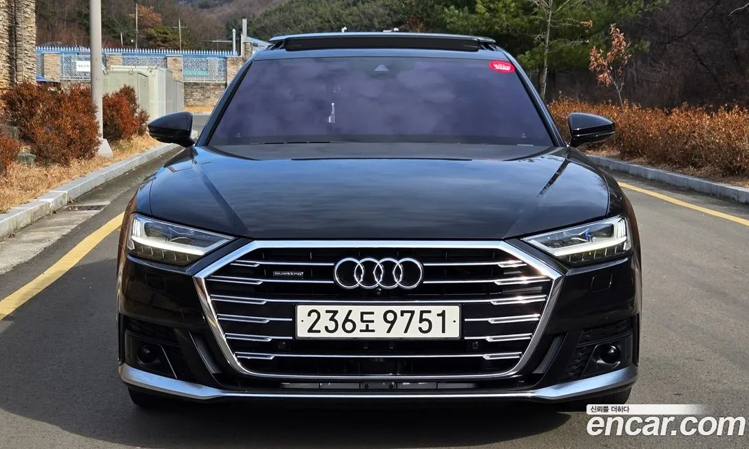 Audi A8 — фото 9